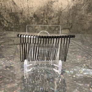 1 Black Fairy Hair Comb ✨